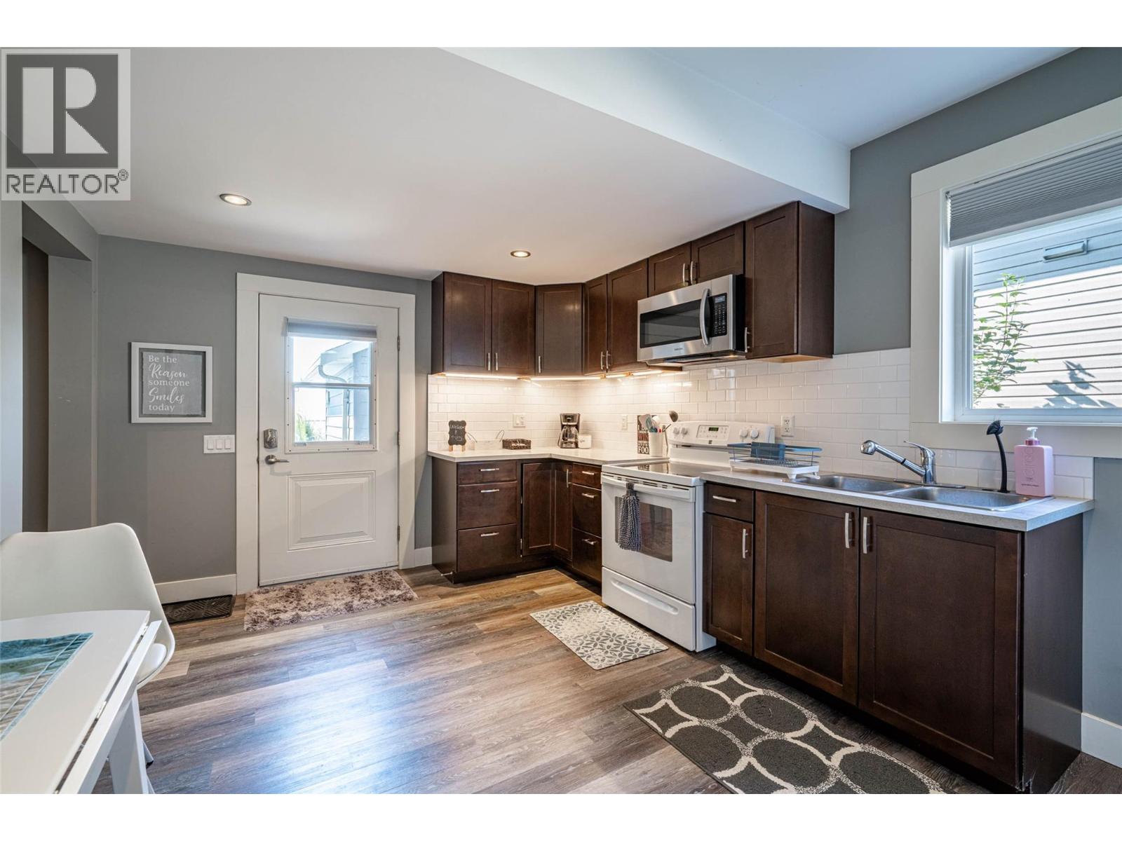 6905 Foothills Drive, Vernon