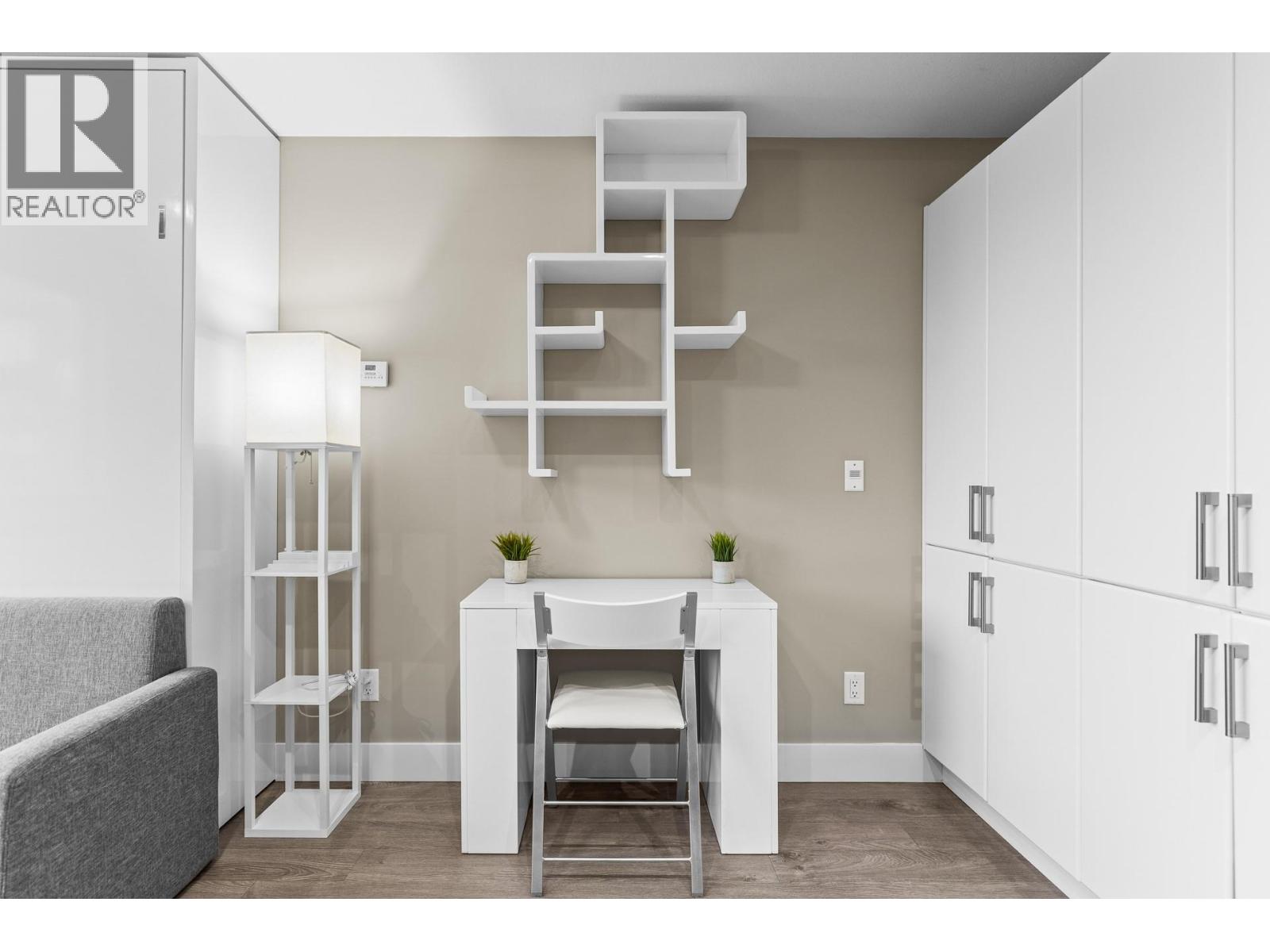 #430 925 Leon Avenue - 10