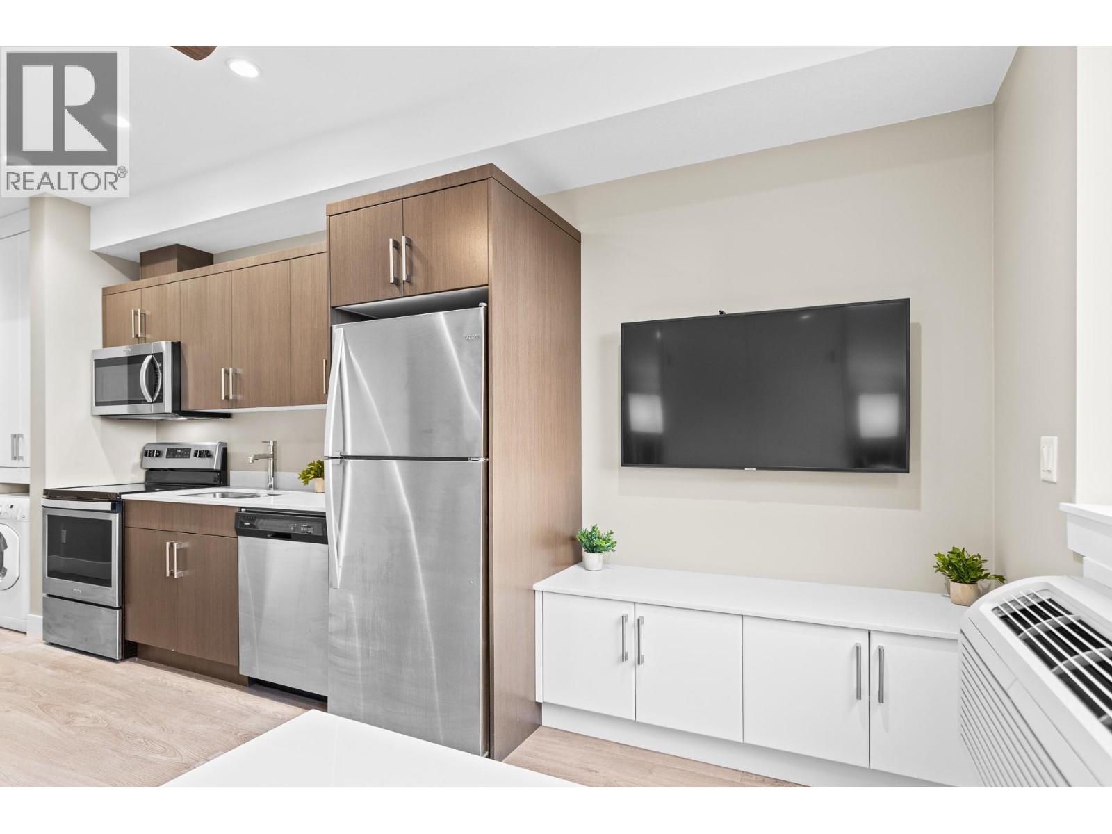 #430 925 Leon Avenue - 9