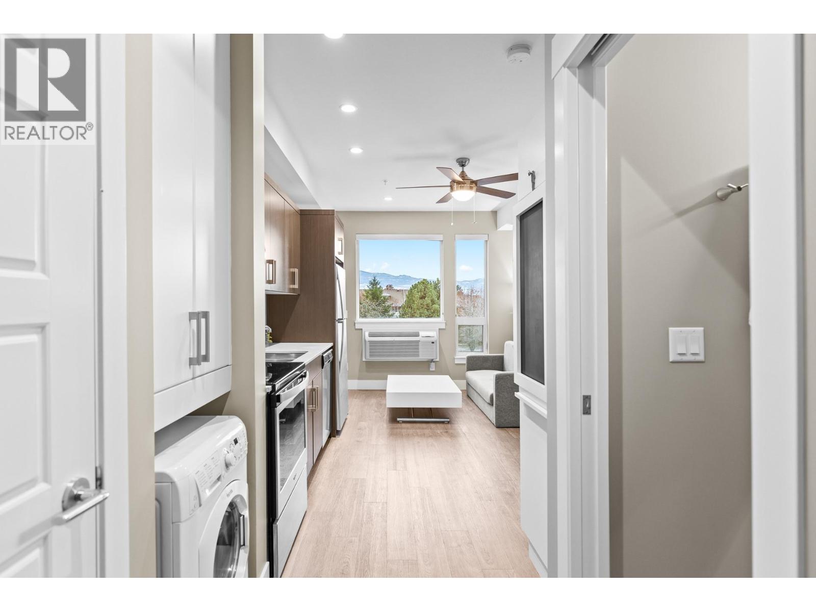#430 925 Leon Avenue - 19