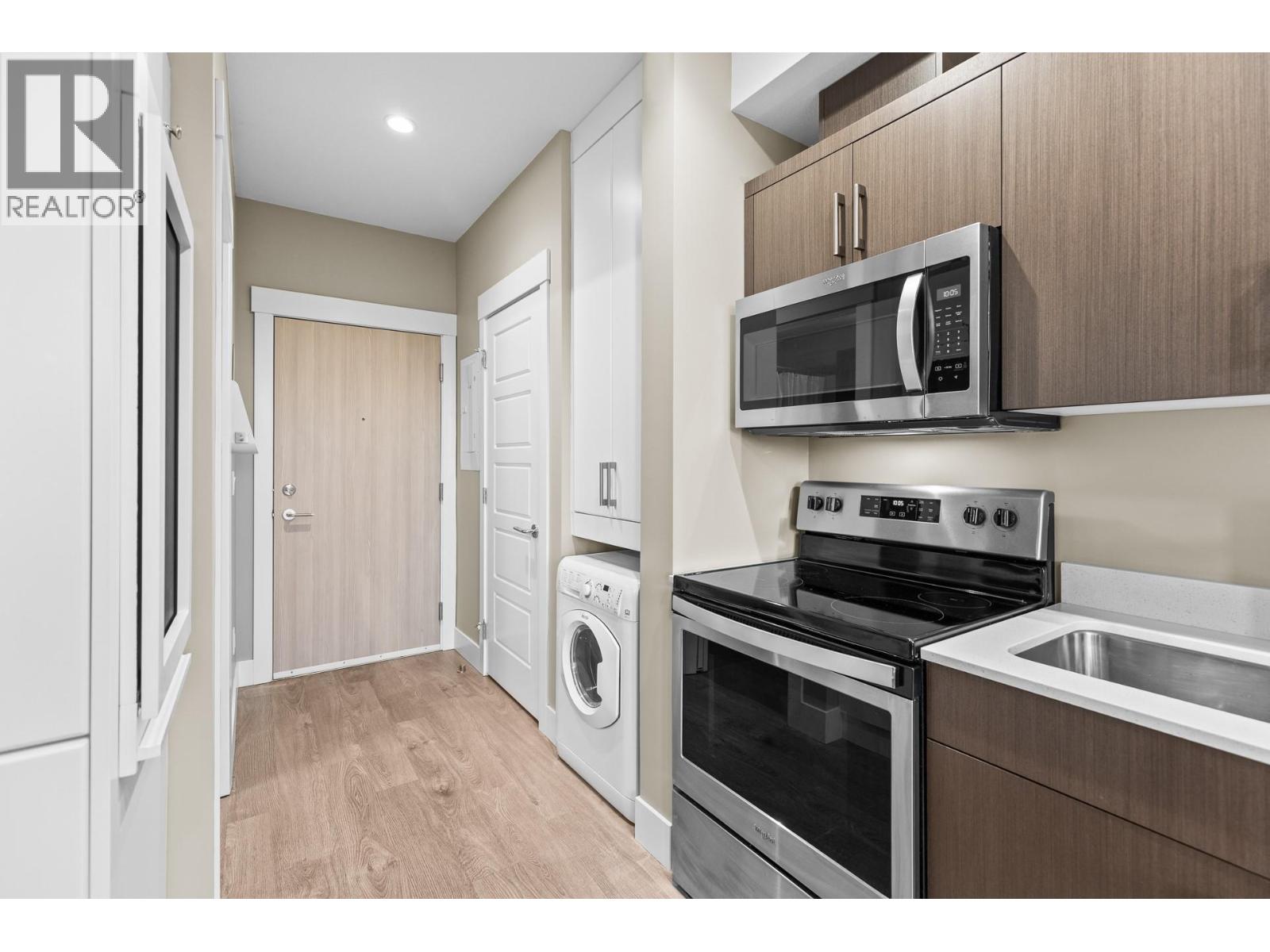 #430 925 Leon Avenue - 11
