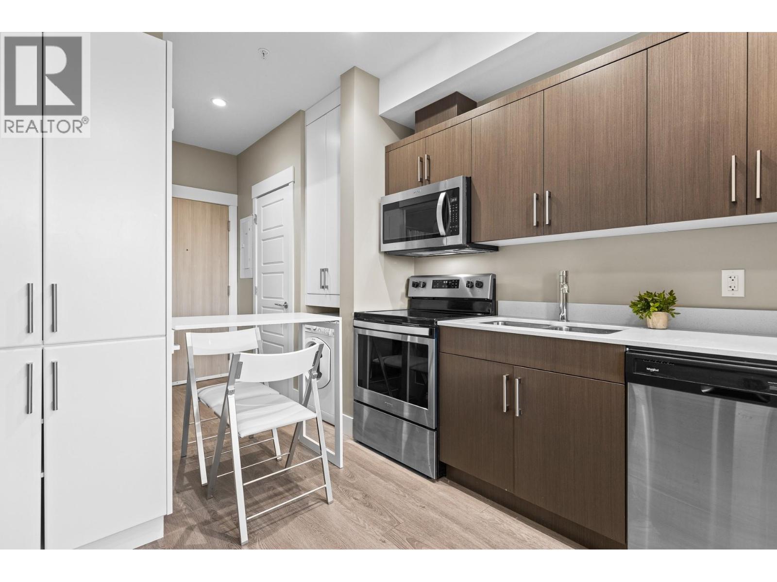 #430 925 Leon Avenue - 12