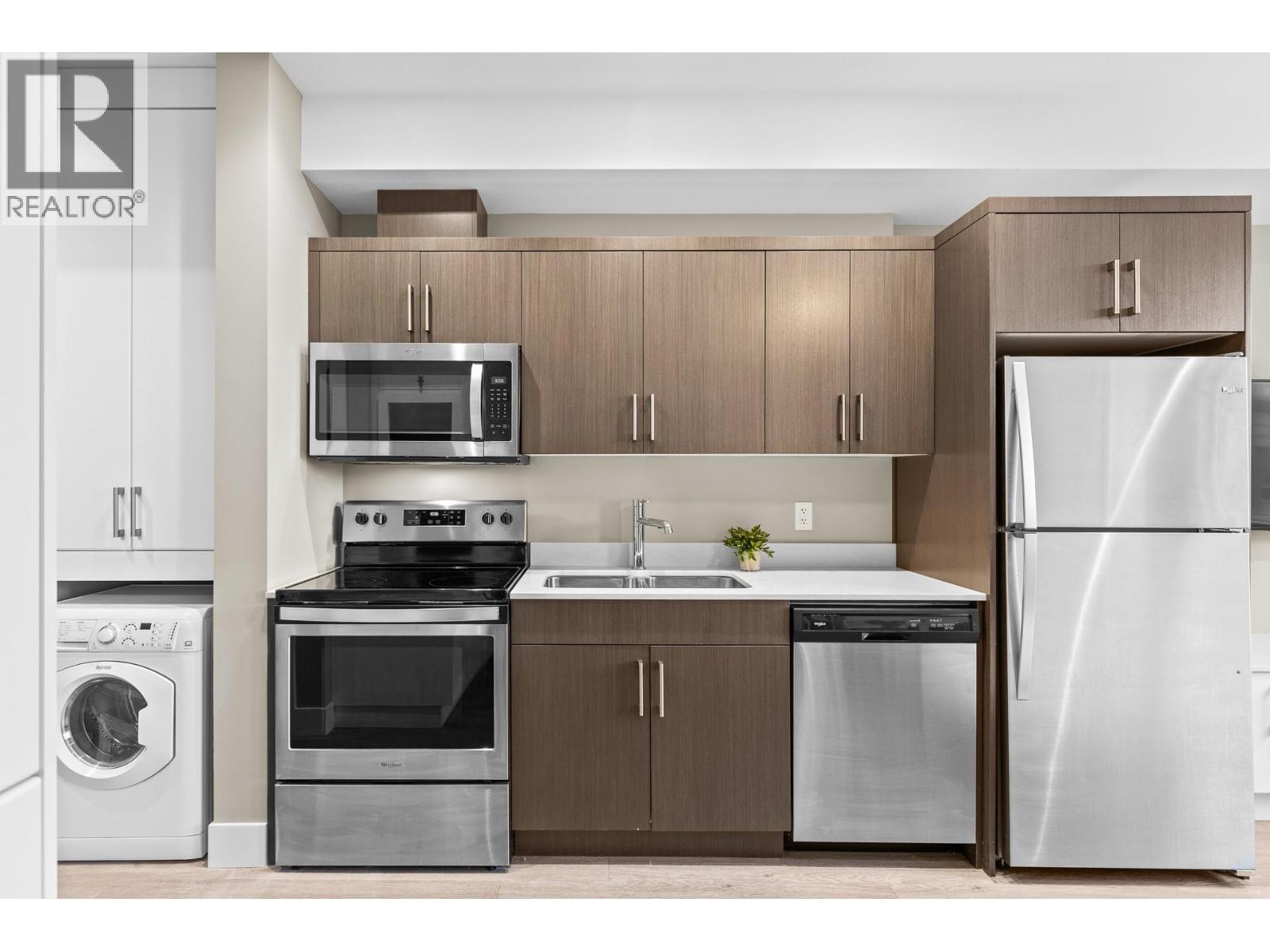 #430 925 Leon Avenue - 14