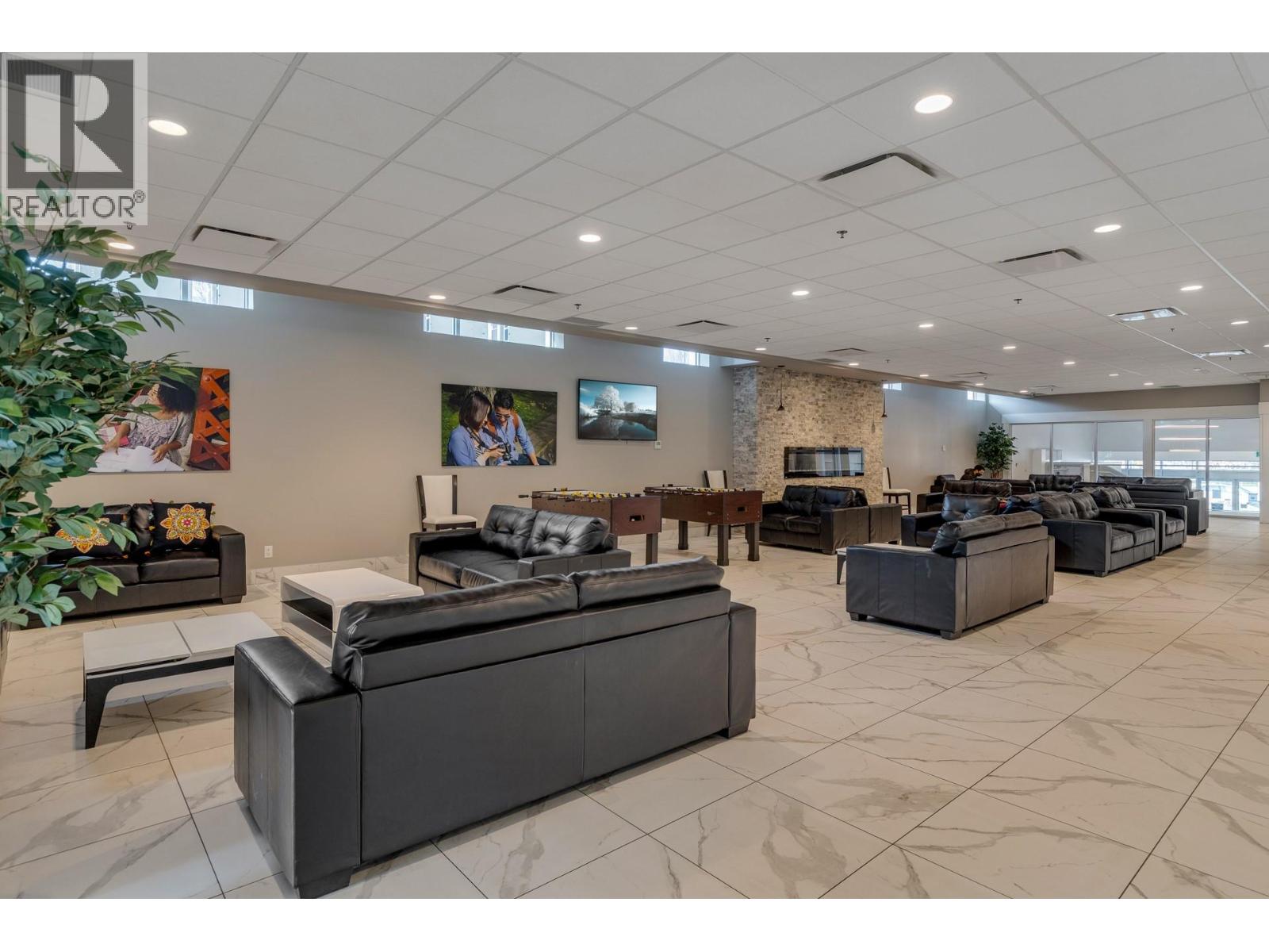 #430 925 Leon Avenue - 32