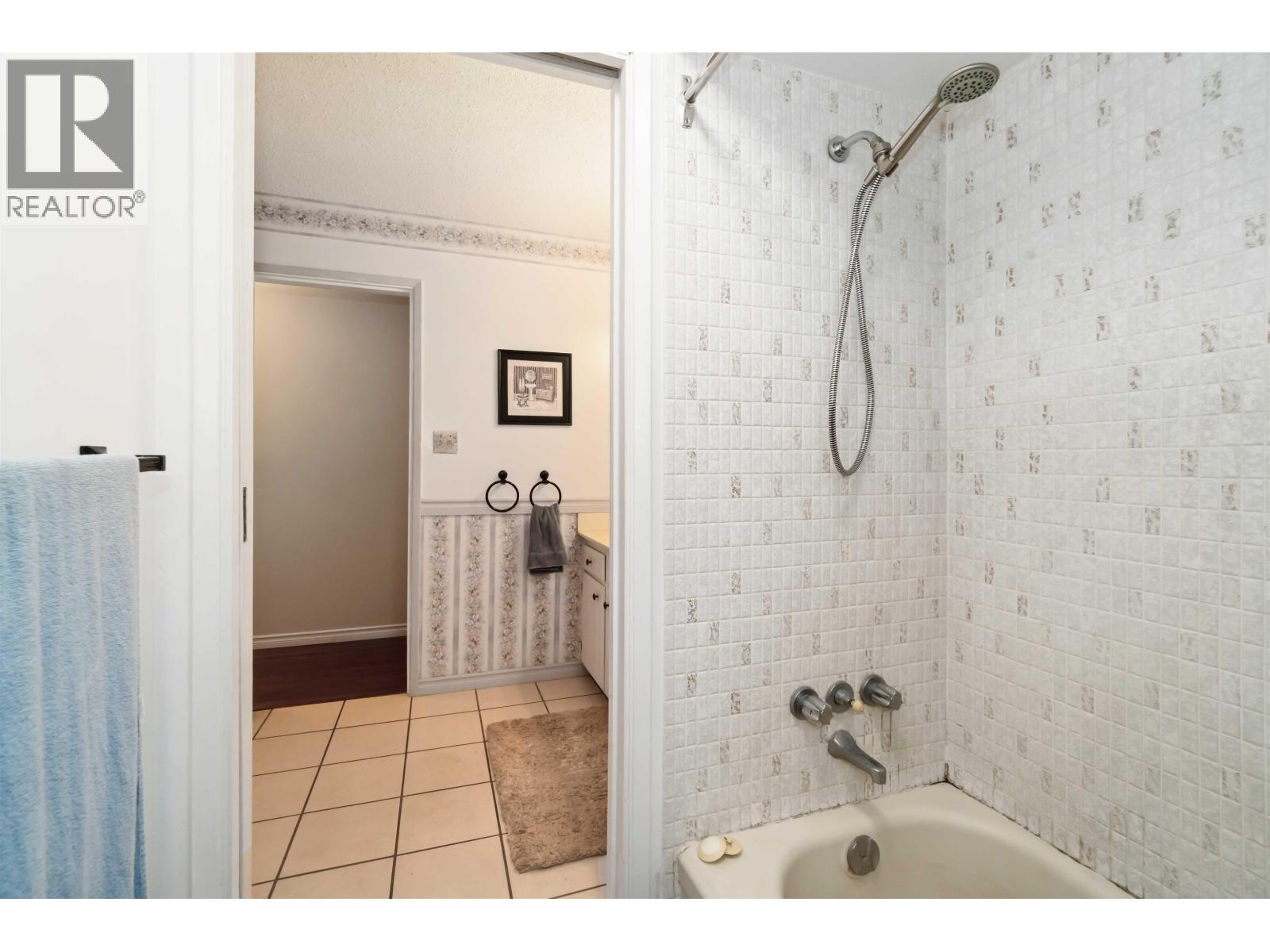 814 KELVIN STREET, Coquitlam