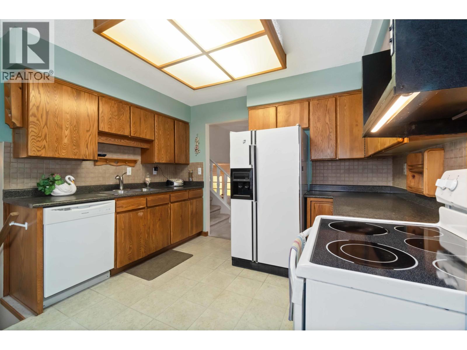 814 KELVIN STREET, Coquitlam