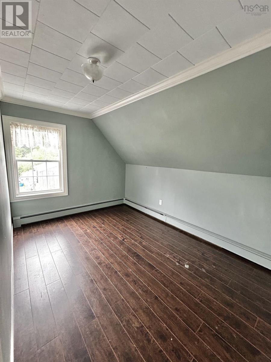 Property 10 of 13 of 1268 Highway 335