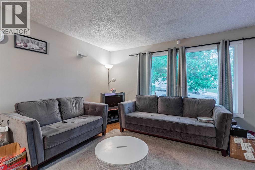 Single Family House Bungalow for Sale in  Castlegrove Road NE Castleridge Calgary 