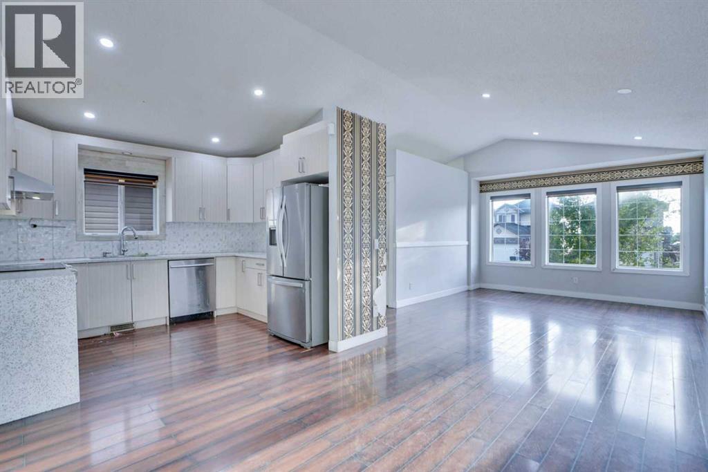 Single Family House Bi-level for Sale in  Taracove Estate Drive NE Taradale Calgary 