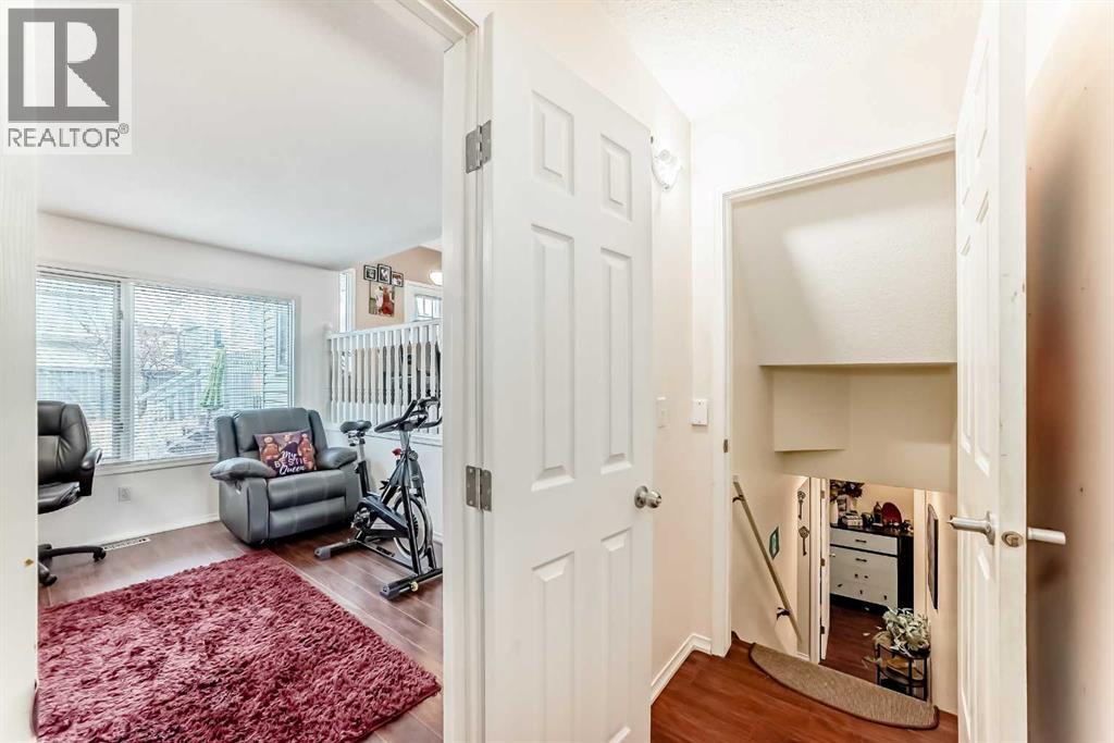 Single Family House for Sale in  Macewan Drive NW MacEwan Glen Calgary 