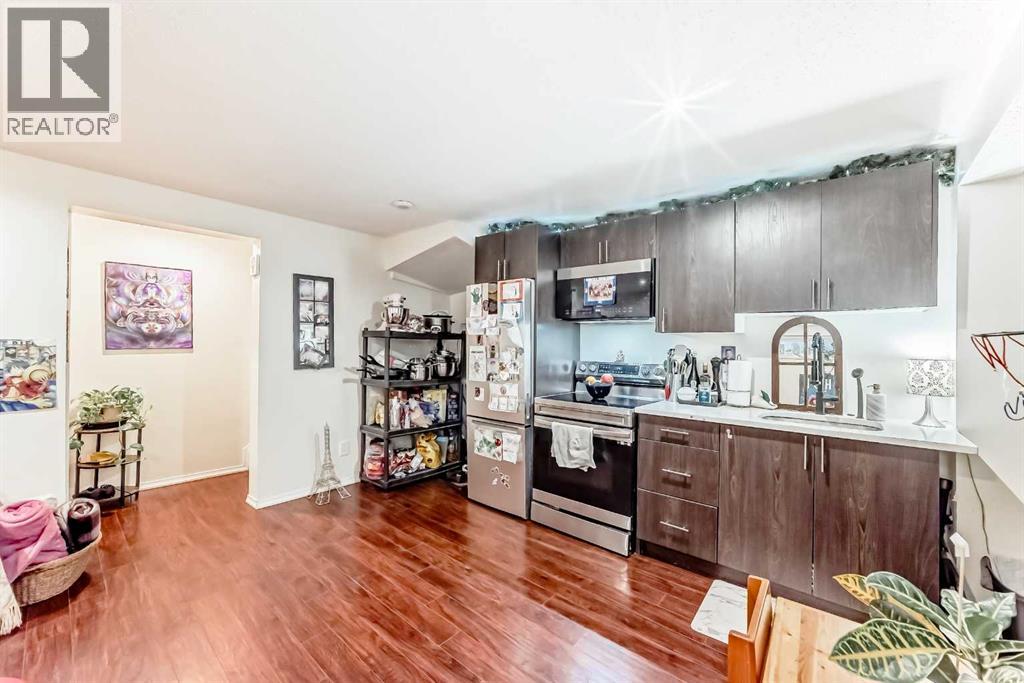 Single Family House for Sale in  Macewan Drive NW MacEwan Glen Calgary 