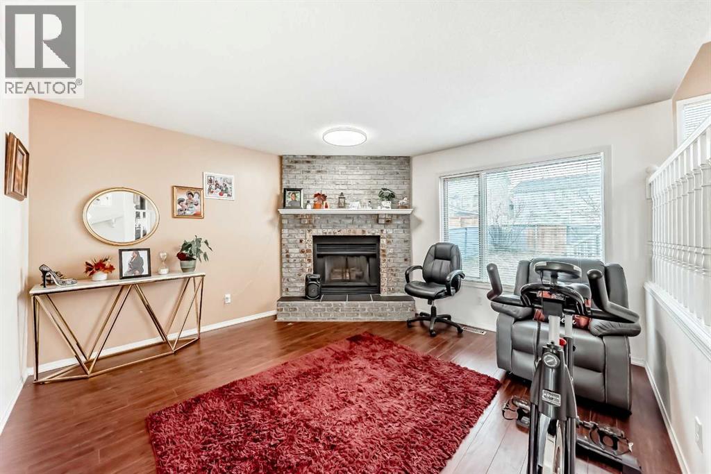 Single Family House for Sale in  Macewan Drive NW MacEwan Glen Calgary 