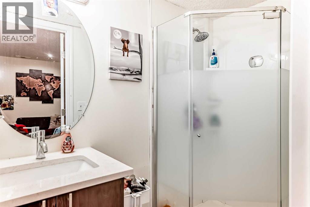 Single Family House for Sale in  Macewan Drive NW MacEwan Glen Calgary 