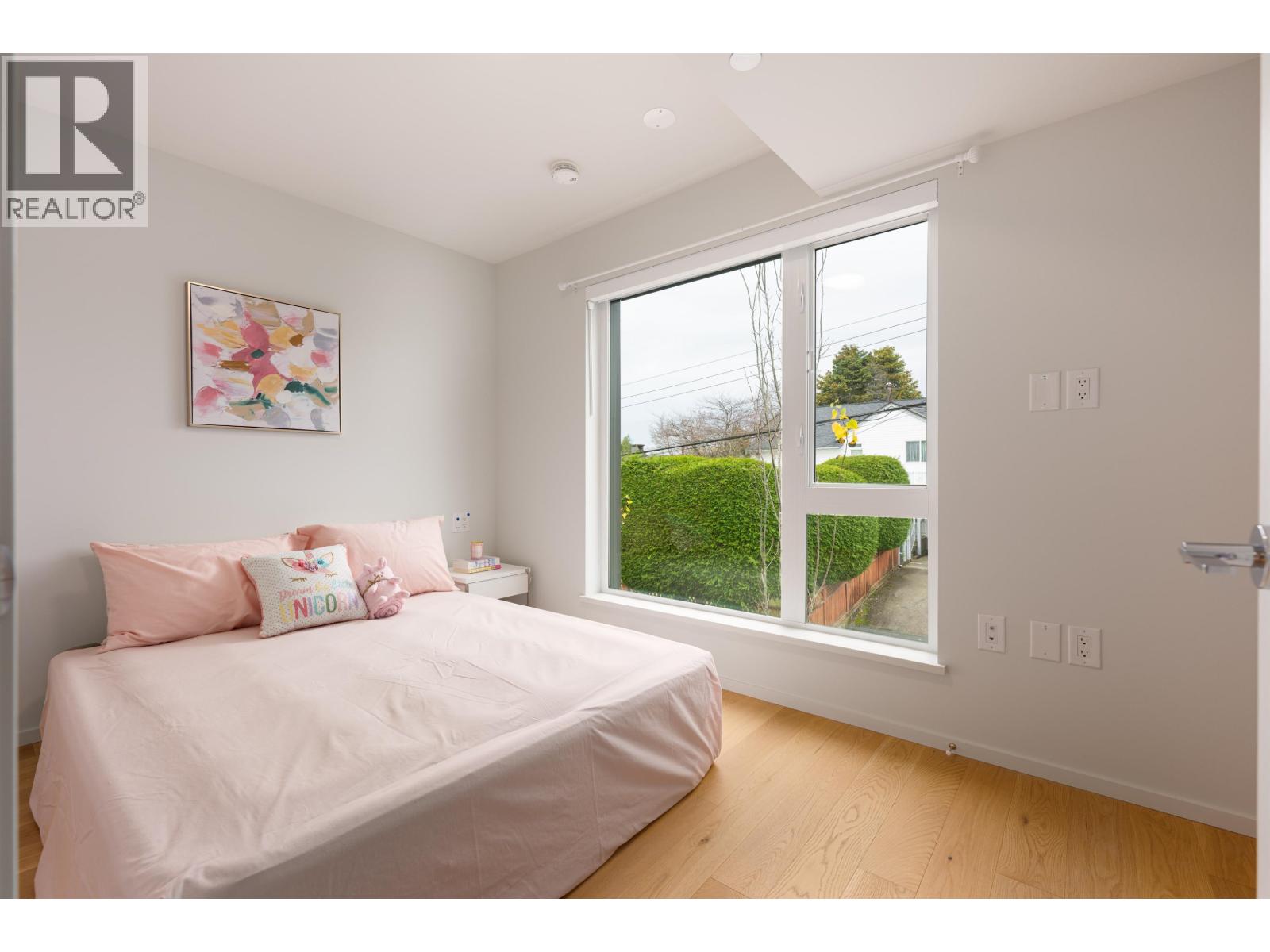 173 805 W 49TH AVENUE, Vancouver