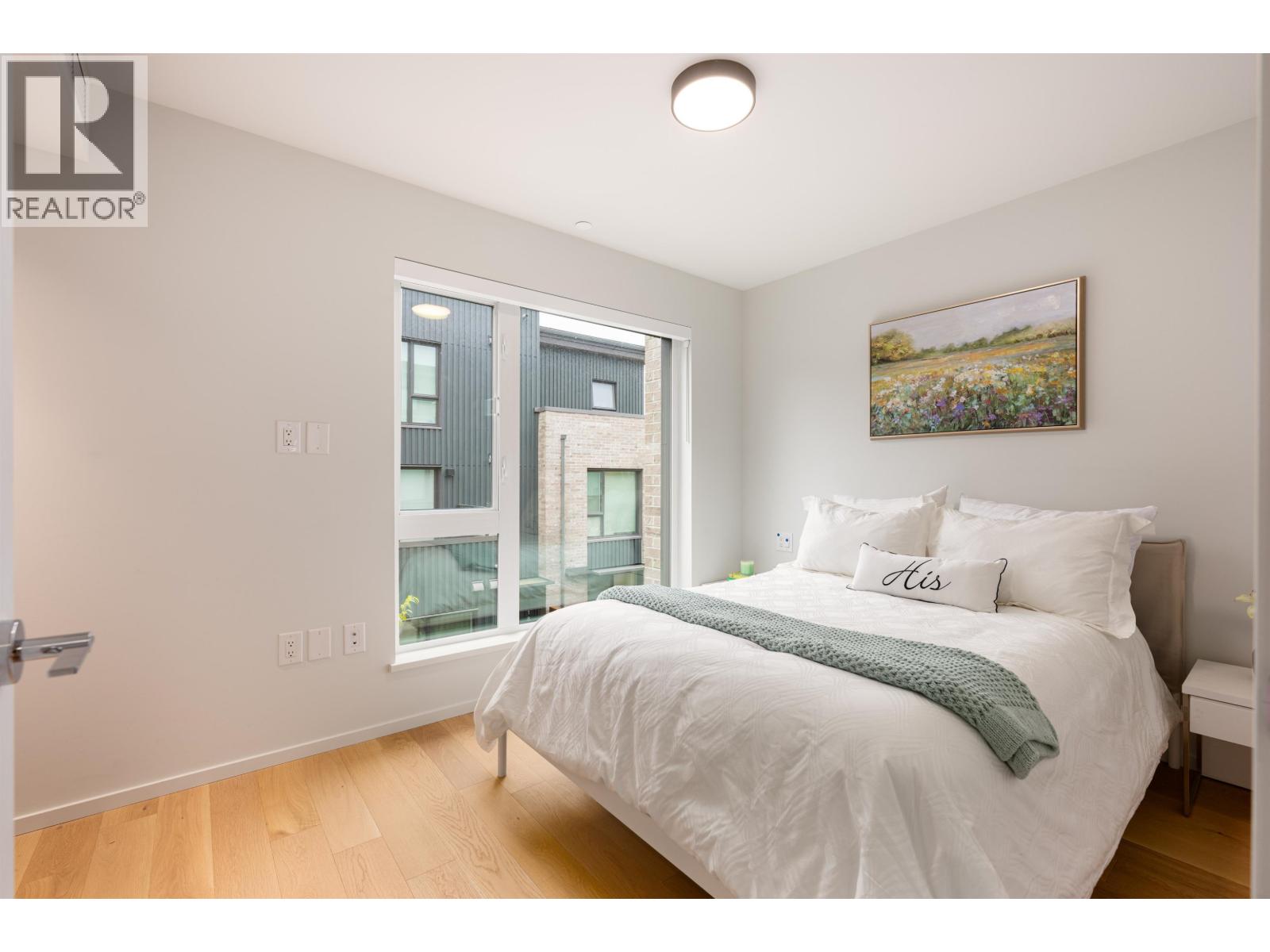 173 805 W 49TH AVENUE, Vancouver