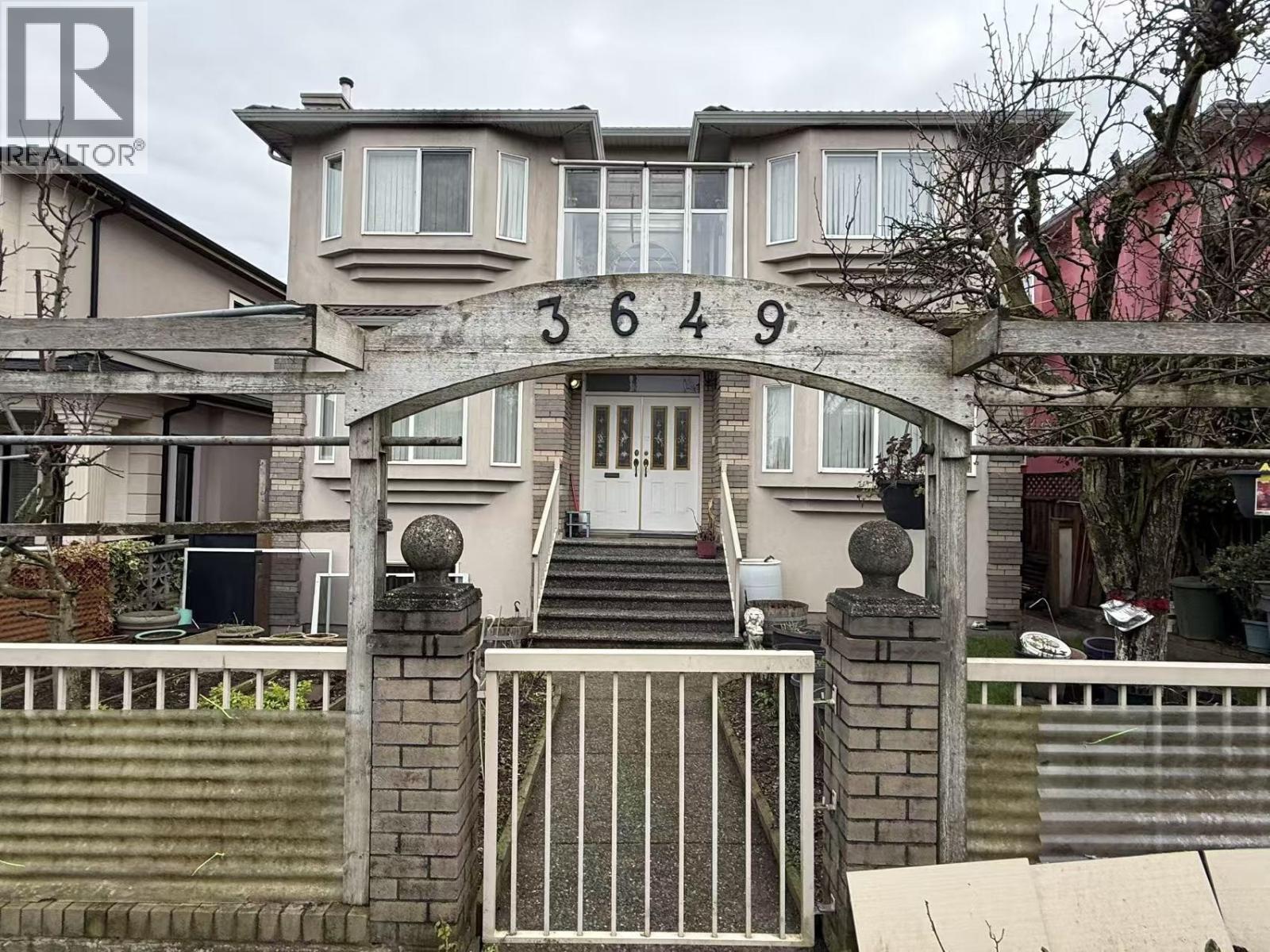 3649 VIMY Crescent - photo 2