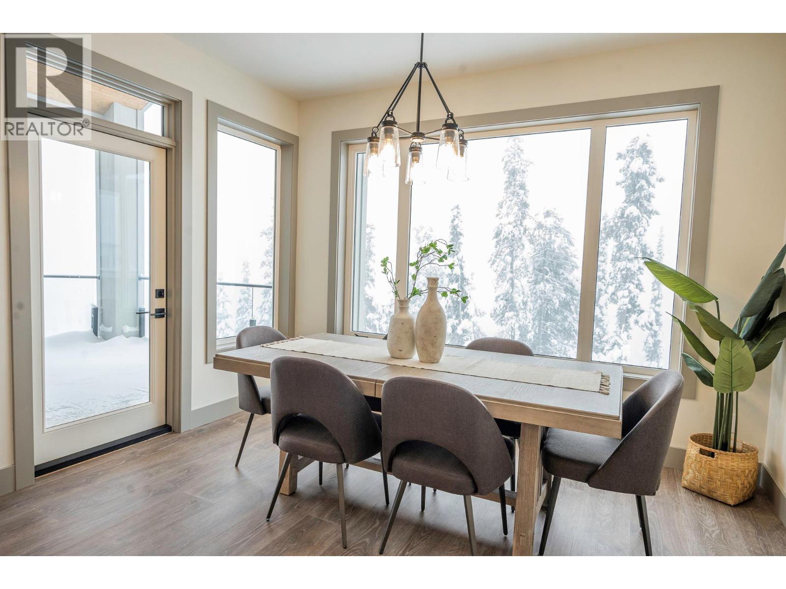 215B Grizzly Ridge Trail, Big White