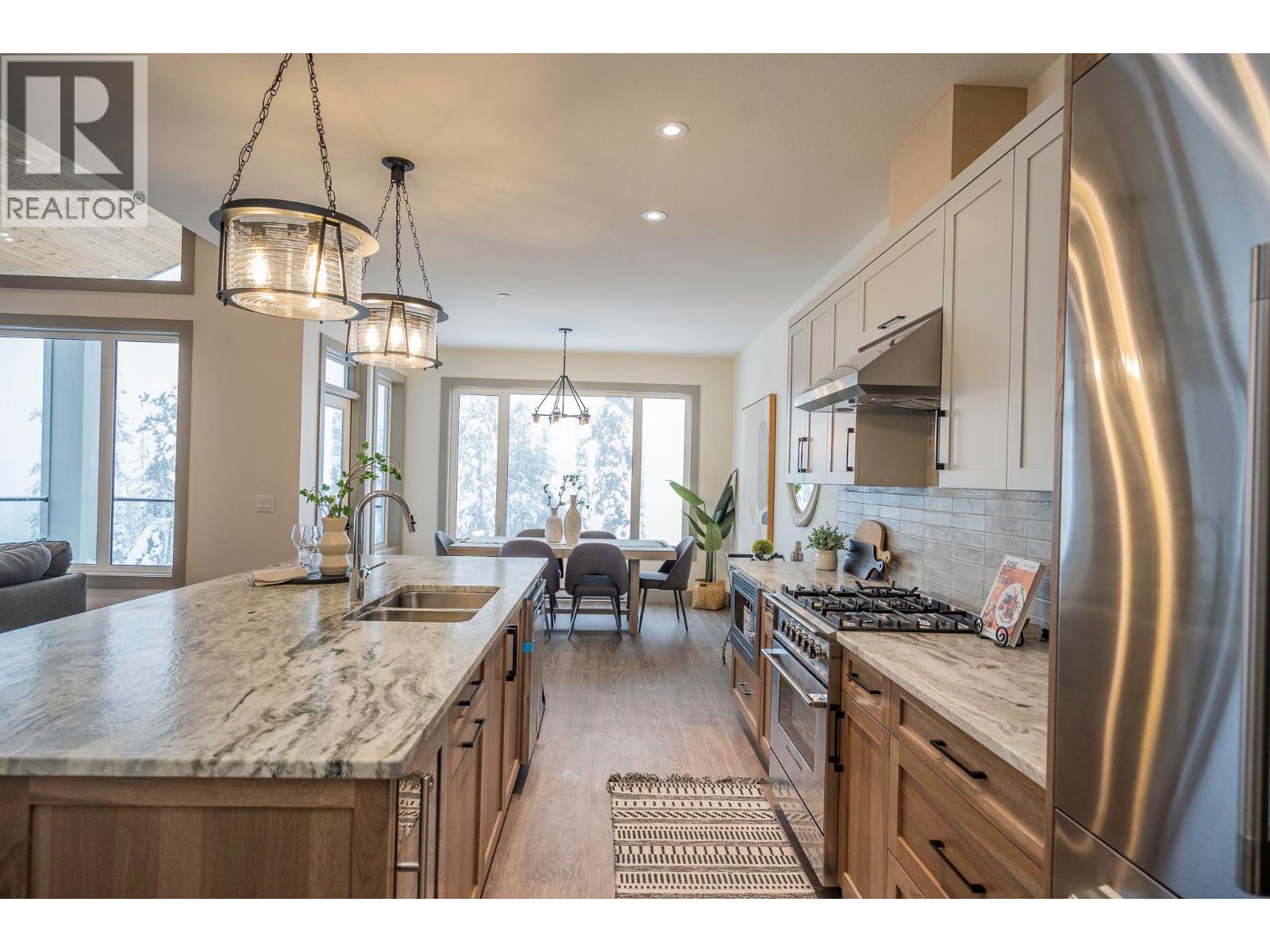 215B Grizzly Ridge Trail, Big White