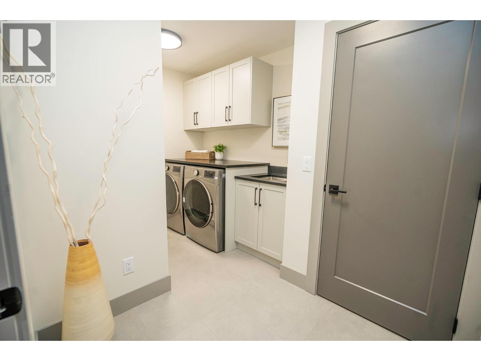 215B Grizzly Ridge Trail, Big White