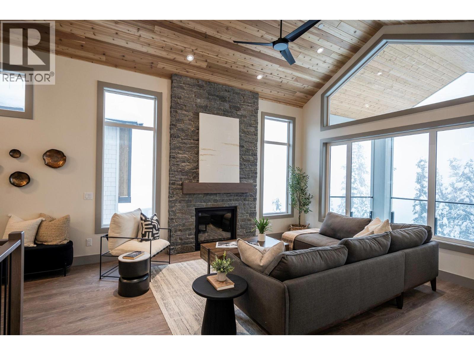 215B Grizzly Ridge Trail, Big White