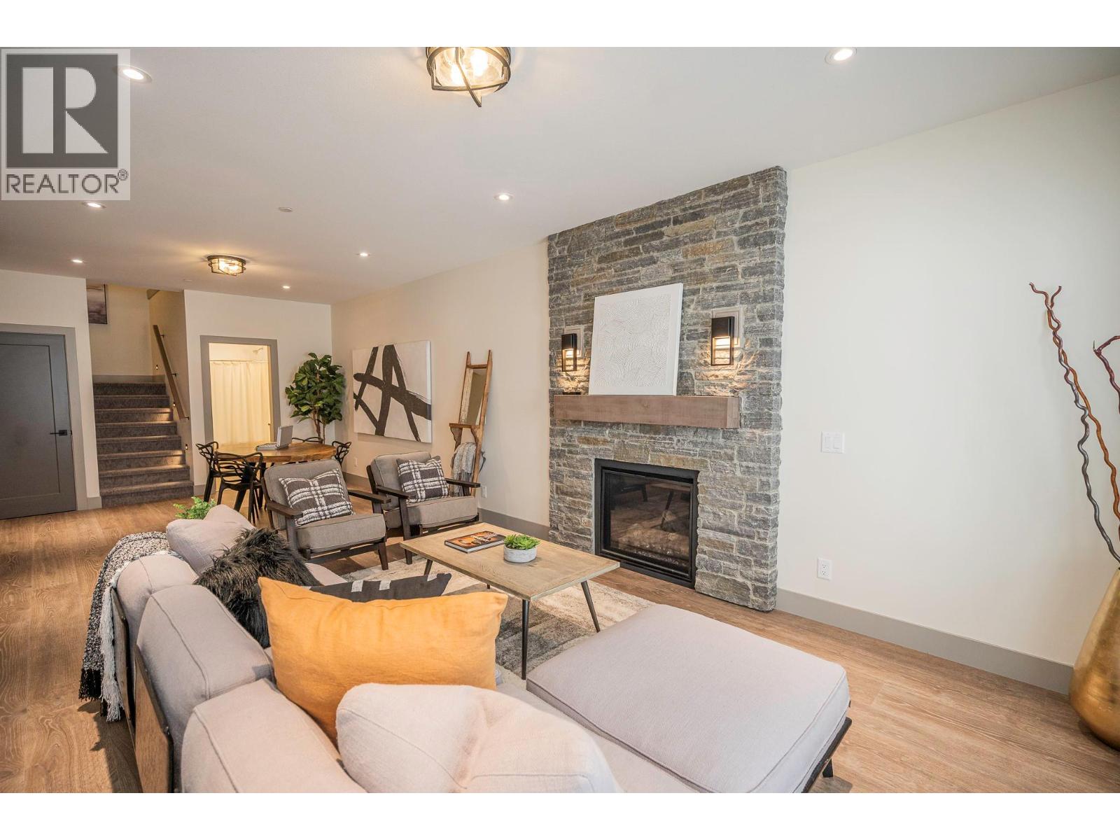 215B Grizzly Ridge Trail, Big White