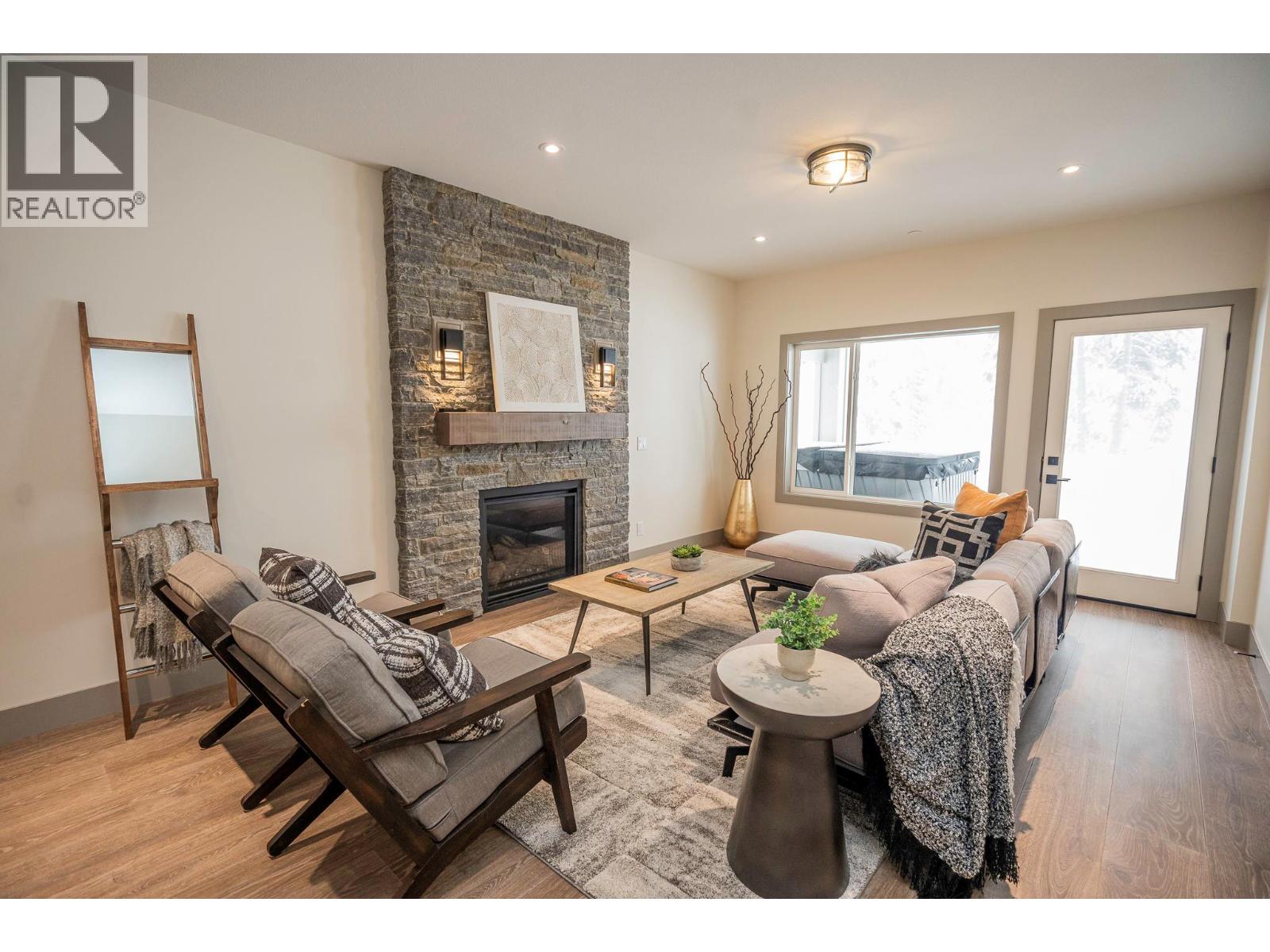 215B Grizzly Ridge Trail, Big White