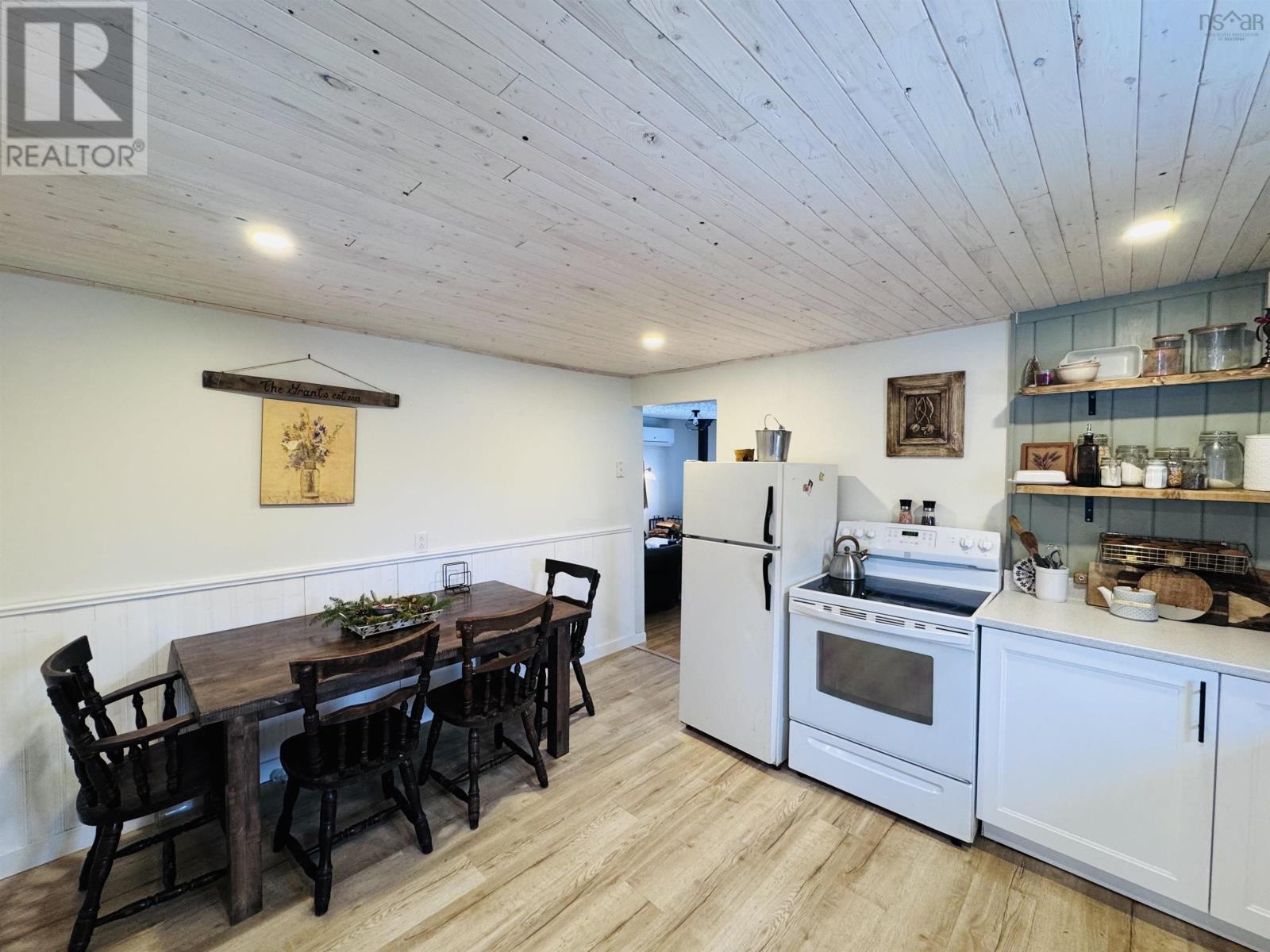 Property 5 of 27 of 340 Upper Brookside Road