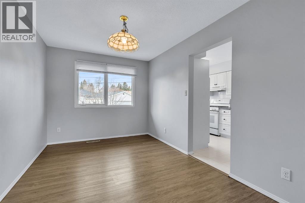 Multi-family House for Sale in  &  Dalton Bay NW Dalhousie Calgary 