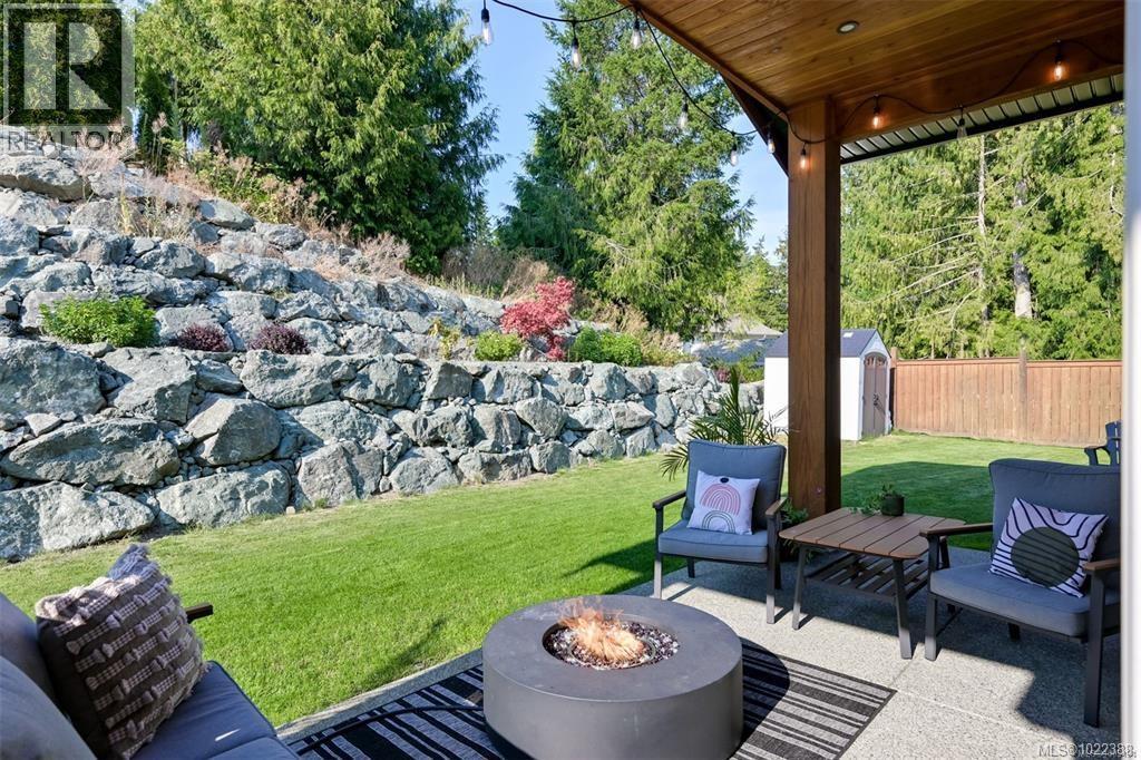 847 Bucktail Rd, Mill Bay