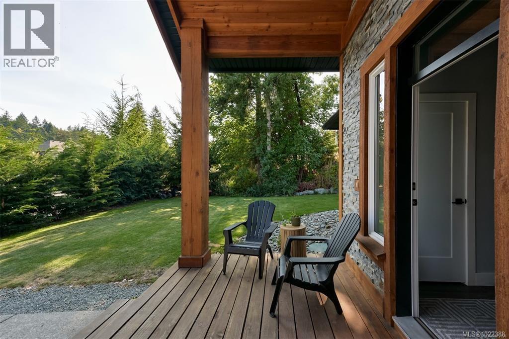 847 Bucktail Rd, Mill Bay