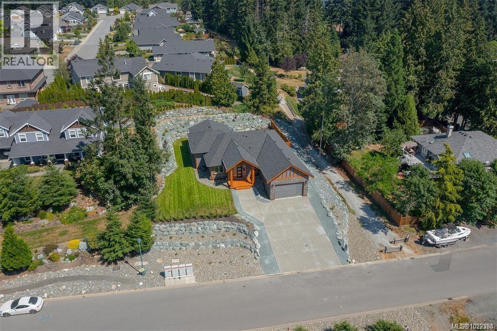 847 Bucktail Rd, Mill Bay