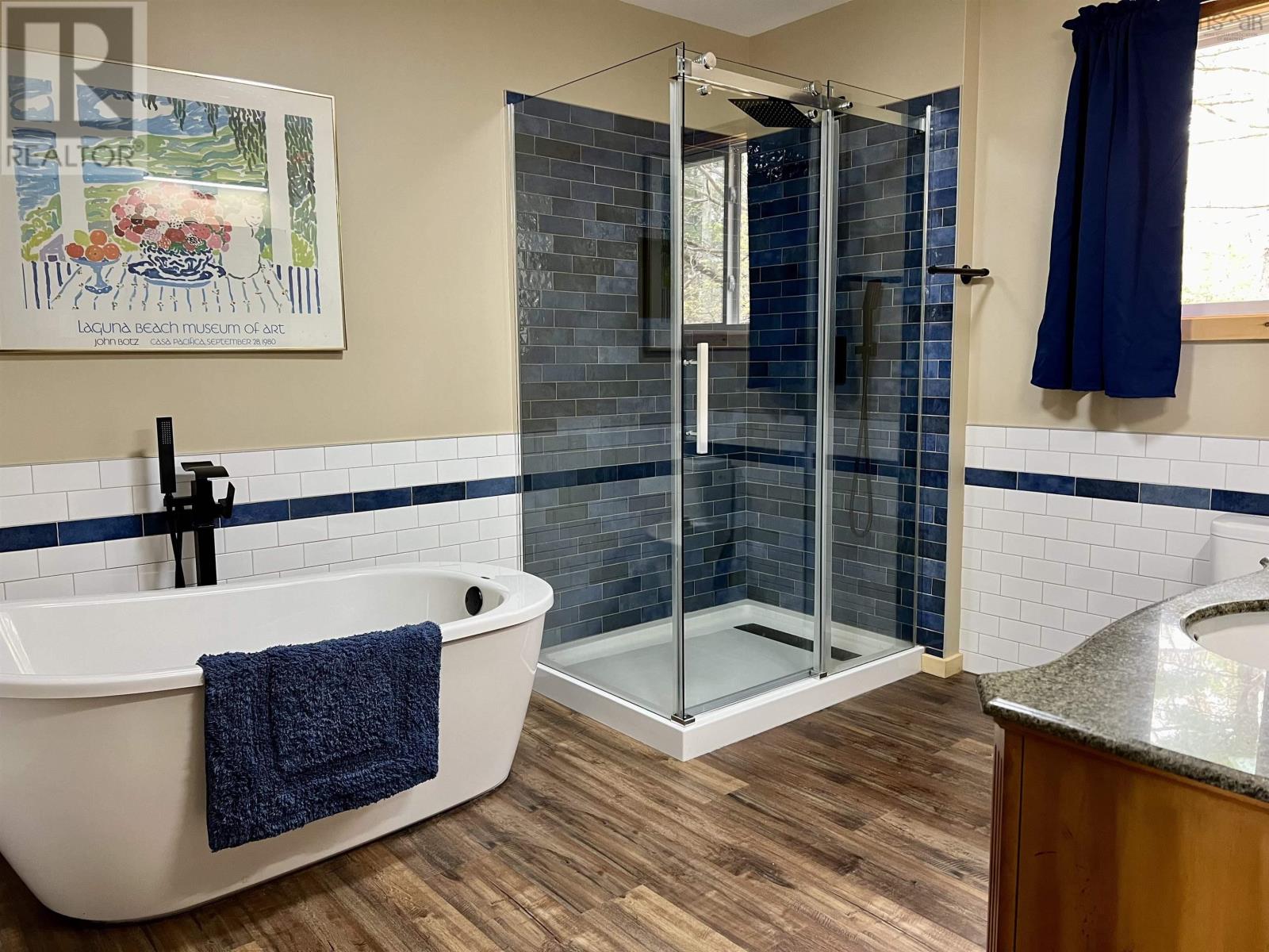 Property 12 of 31 of 98 Lakeside Drive