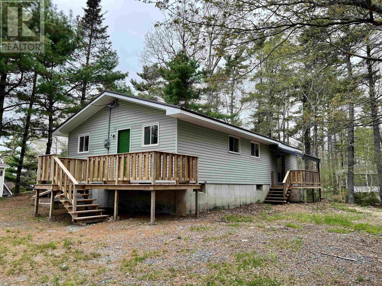 Property 29 of 31 of 98 Lakeside Drive