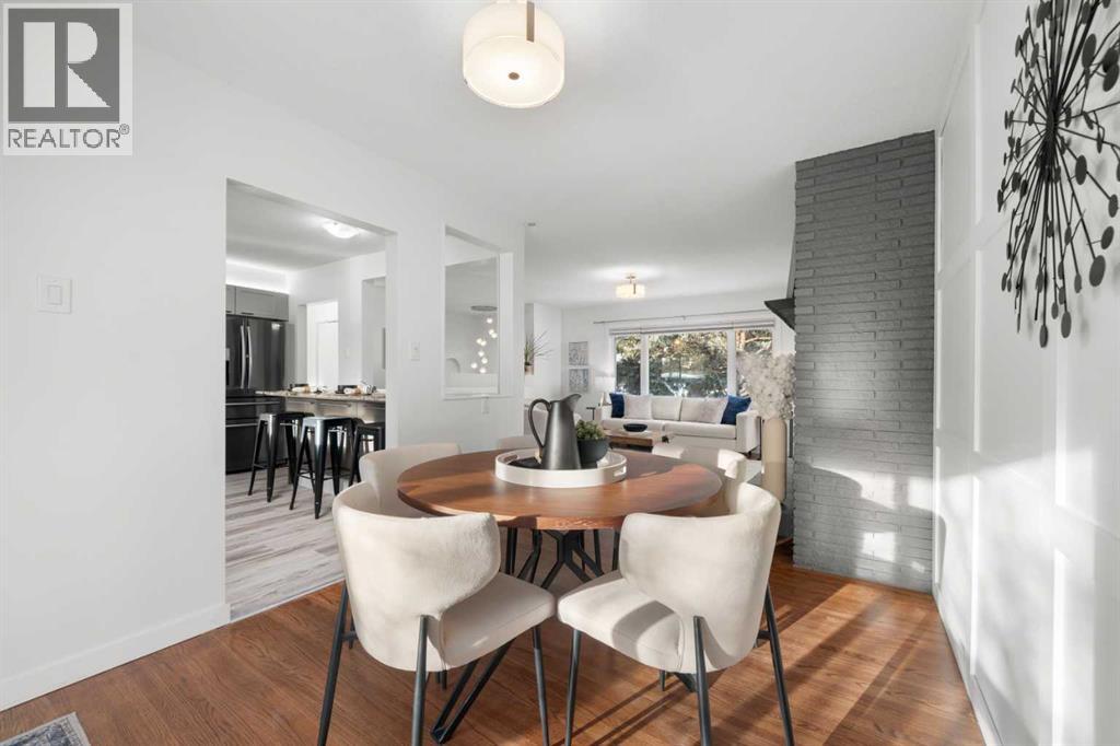 Single Family House Bi-level for Sale in  Bearspaw Drive NW Brentwood Calgary 