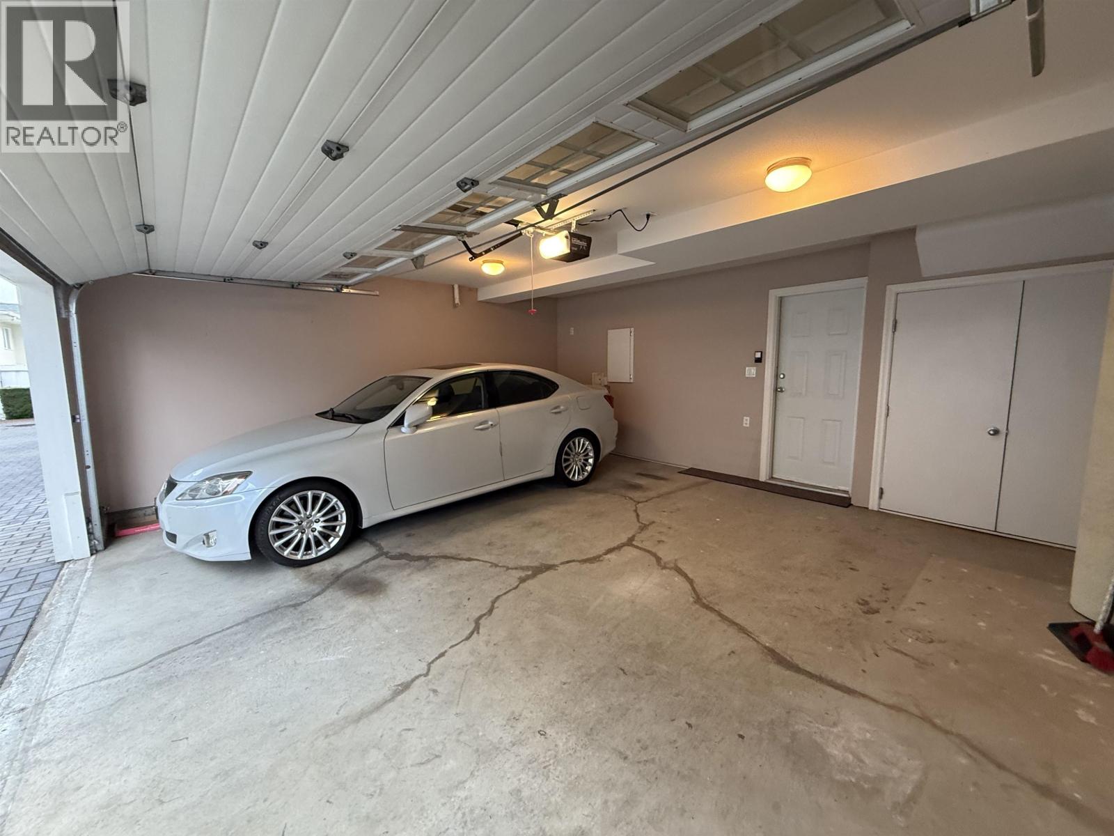 102 3760 DOMINION STREET, Burnaby