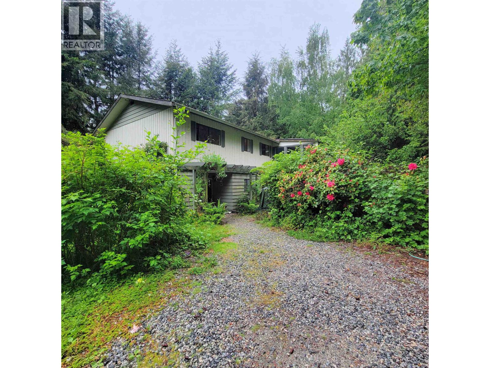 2240 OLDERSHAW ROAD, Roberts Creek