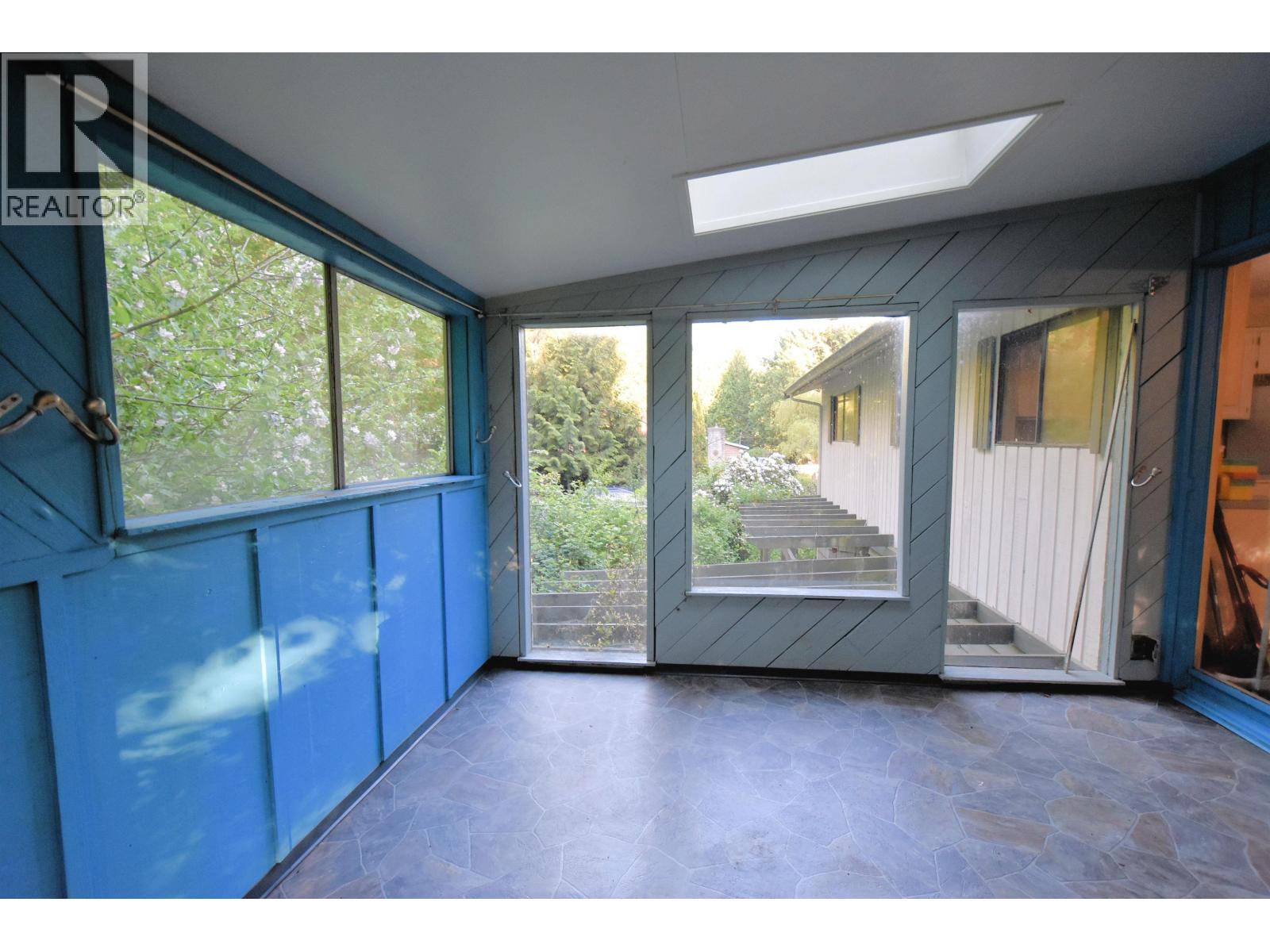 2240 OLDERSHAW ROAD, Roberts Creek