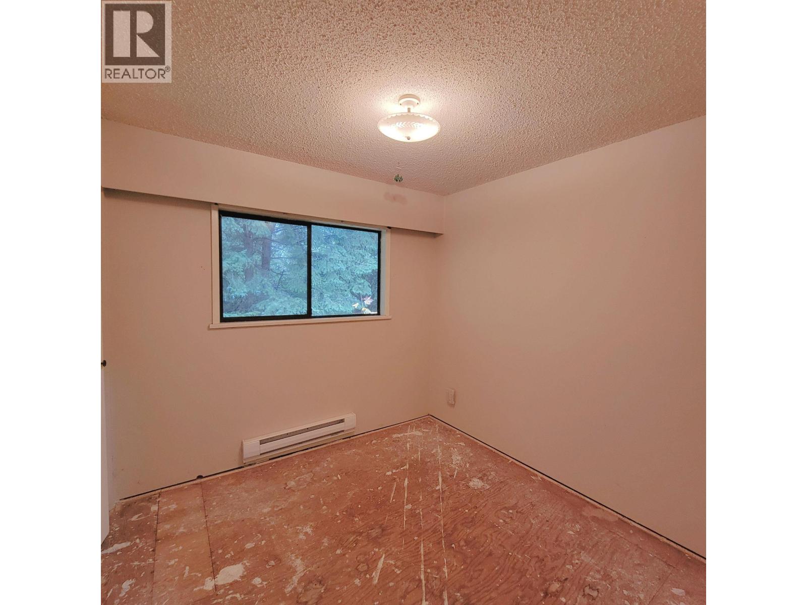 2240 OLDERSHAW ROAD, Roberts Creek