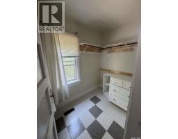 114 3rd Avenue, Climax, SK S0N0N0 Photo 17