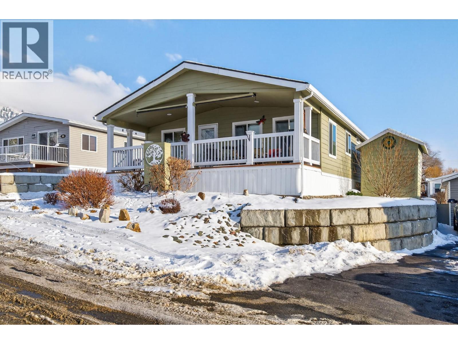 #14 768 SHUSWAP  E ROAD - 18