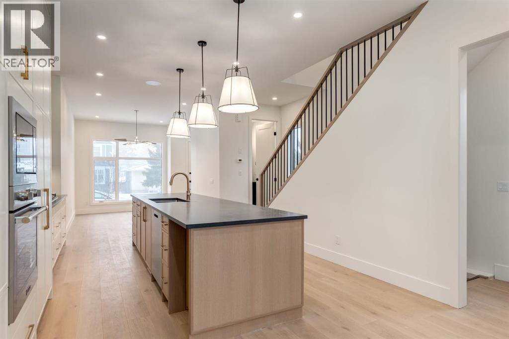 Single Family House for Sale in   Avenue NW Mount Pleasant Calgary 