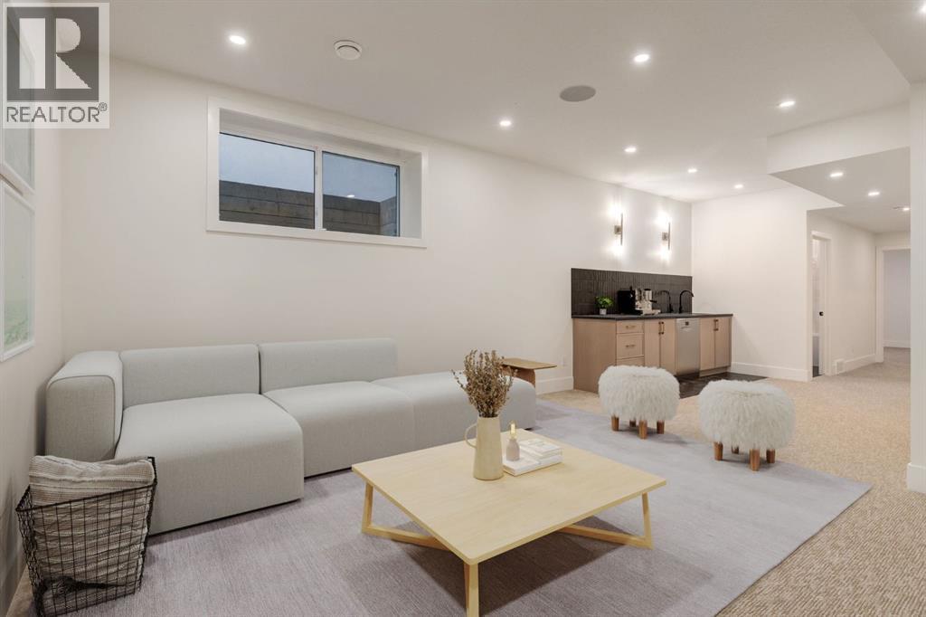 Single Family House for Sale in   Avenue NW Mount Pleasant Calgary 