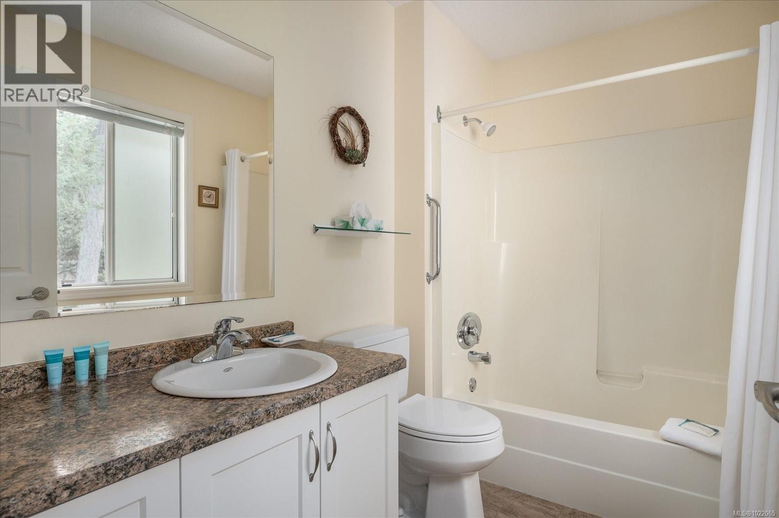 28 1145 Resort Dr, Parksville