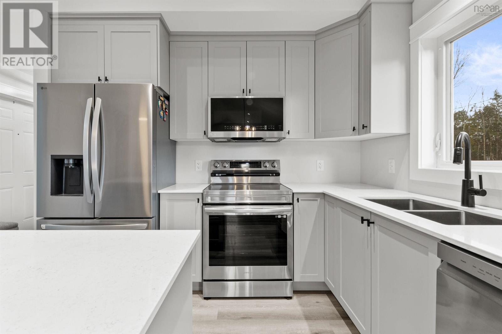 Property 15 of 38 of 9 Emma Janes Way