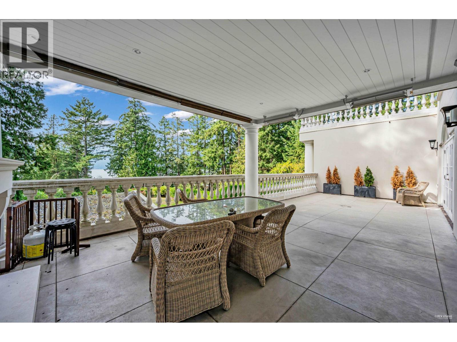 6089 GLENEAGLES DRIVE, West Vancouver
