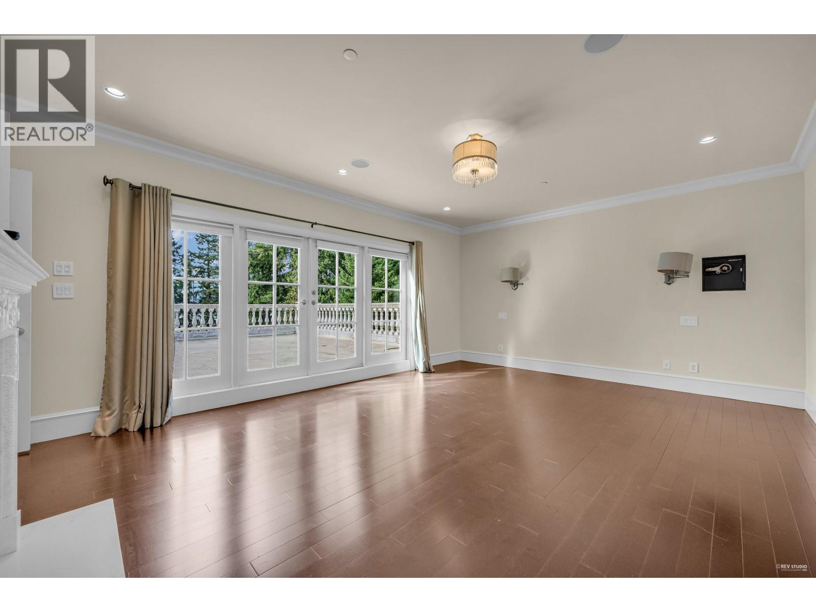 6089 GLENEAGLES DRIVE, West Vancouver