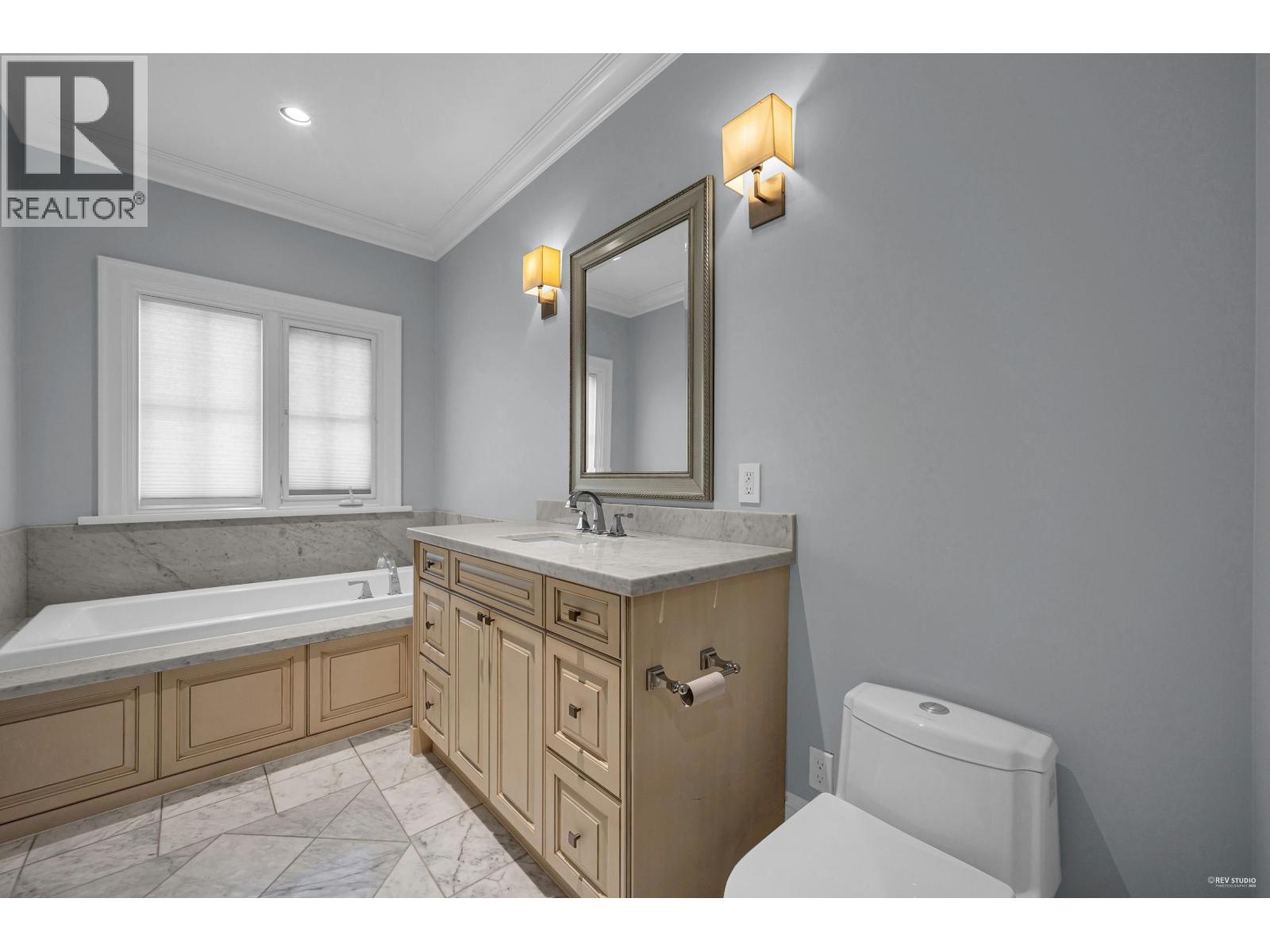 6089 GLENEAGLES DRIVE, West Vancouver