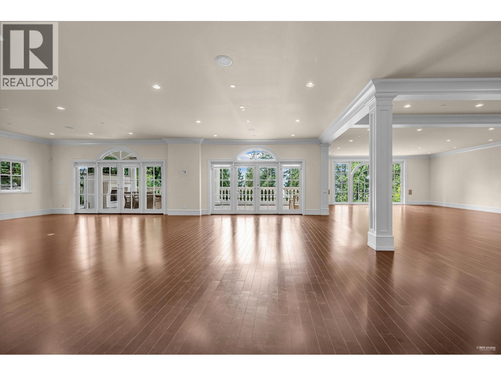 6089 GLENEAGLES DRIVE, West Vancouver