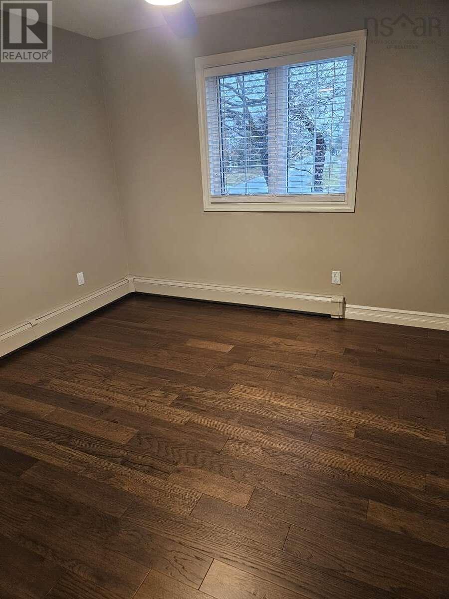 Property 35 of 49 of 42 Bardmoor Crescent