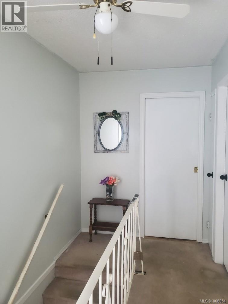 111 2860 Sooke Lake Rd, Langford